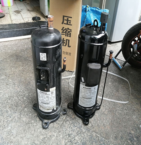 青山湖中央空调压缩机的更换维修